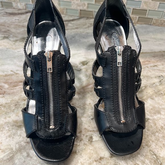 Jessica Simpson Shoes - GUC - Black - Jessica Simpson - Size 9 - 4" Heels